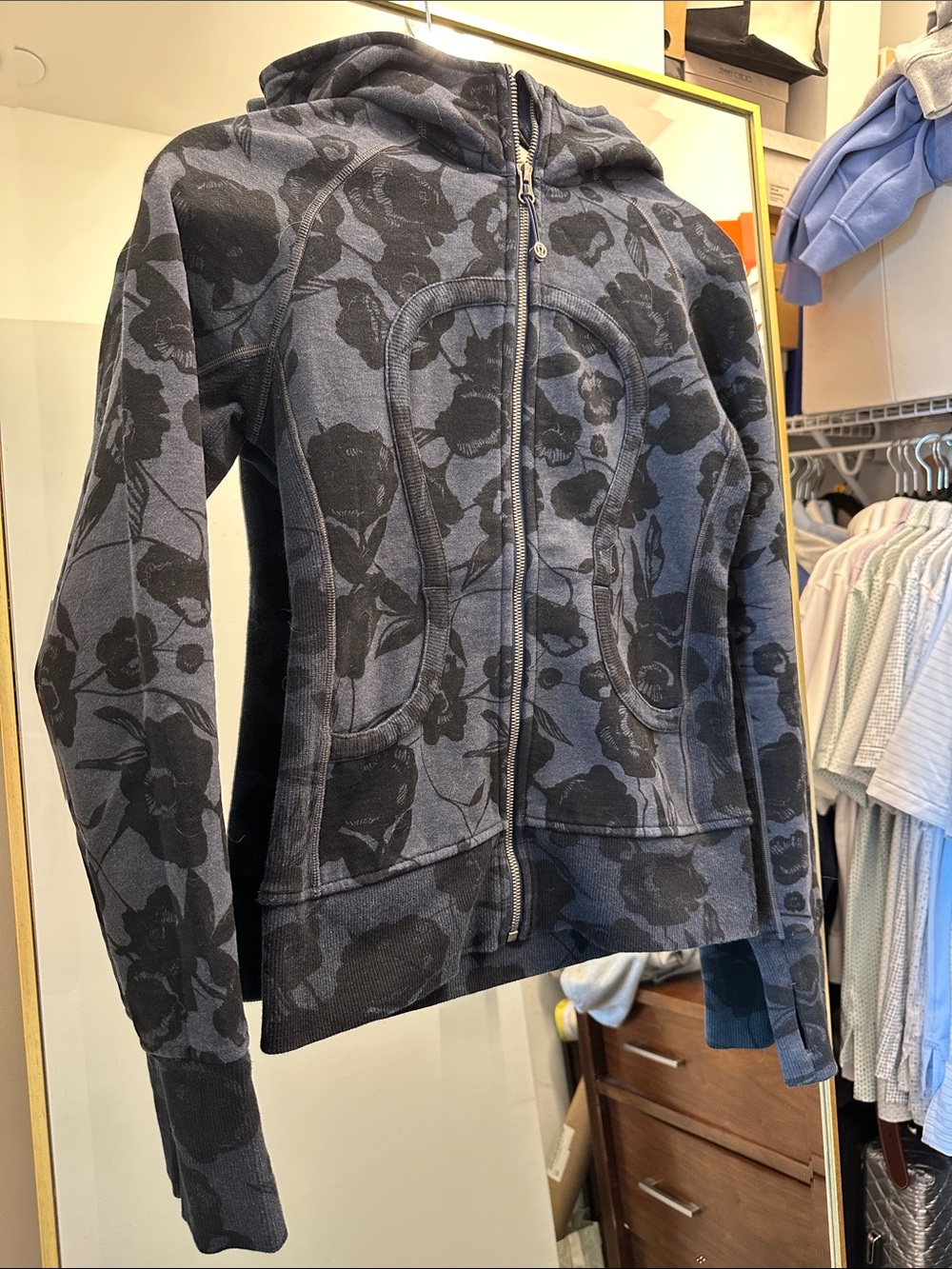 LIKE NEW Lululemon Floral Scuba